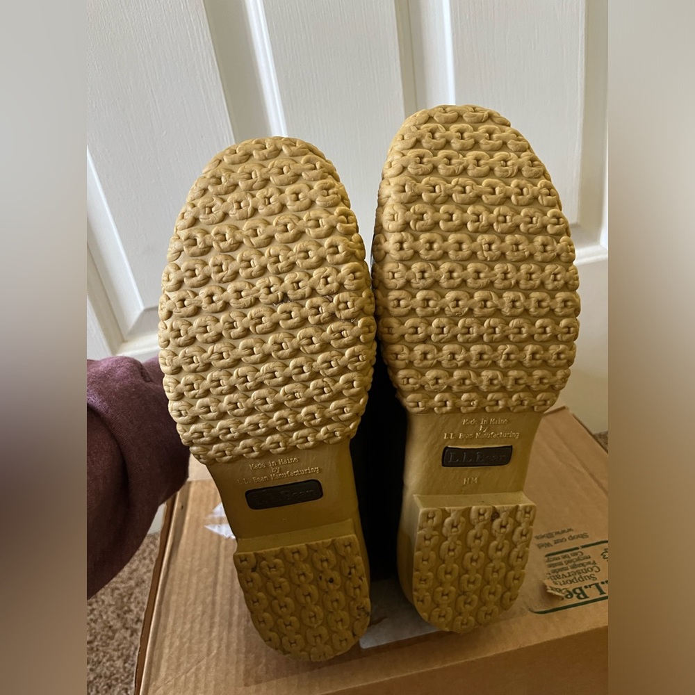L.L. Bean Women’s Winter Boots Size 11 - Picture 3 of 4